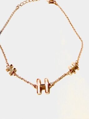 Minimalist Rose Gold H-Link Necklace for Women